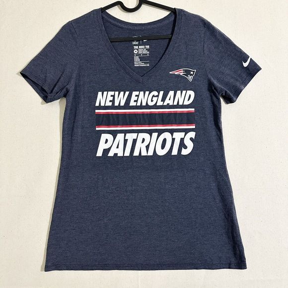 Nike NFL Apparel Women's New England Patriots Graphic T-Shirt Blue Size Medium - Picture 1 of 8